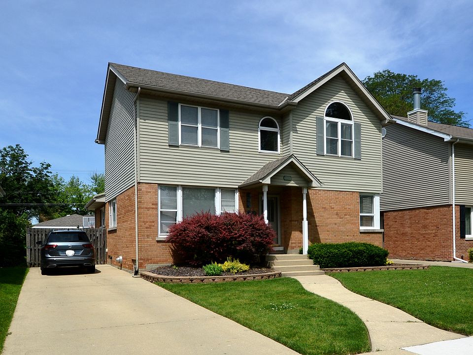 1st image of 3026 Buckingham Ave