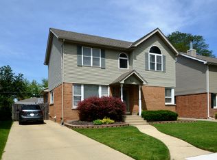 3026 Buckingham Ave, Westchester, IL 60154