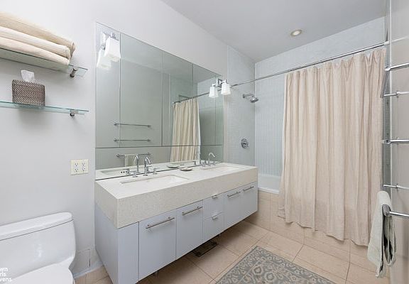 5th image of 85 Adams St APT 13D