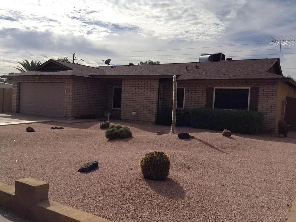 1st image of 8624 N 42nd Dr