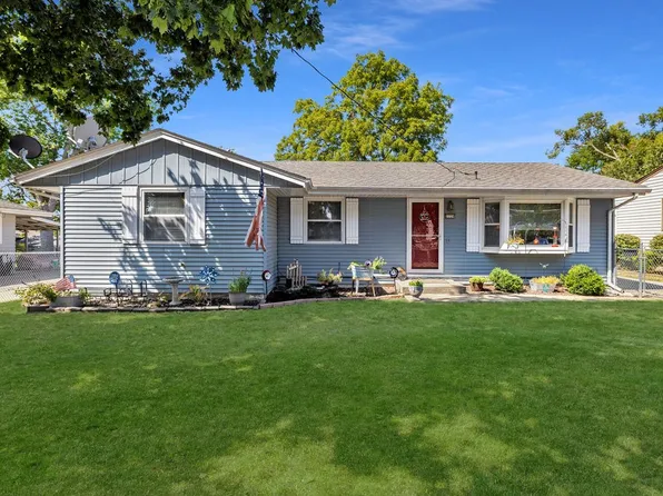 2720 E 40th Ct, Des Moines, IA 50317