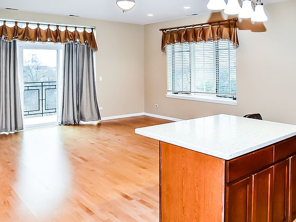 5th image of 8000 Kilpatrick Ave Unit 5A