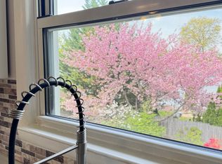247 Merritt Ave FLOOR 2, Bergenfield, NJ 07621