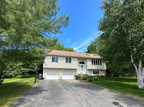 64 Clover Lane, Brewer, ME 04412