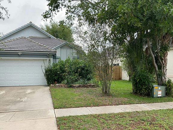 2nd image of 7449 Trescott Dr