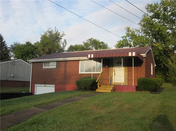 121 Sylvan Dr, New Kensington, PA 15068
