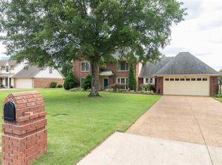 6945 Deerfield Rd, Bartlett, TN 38135