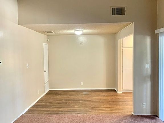 4th image of 355 Parkview Ter APT F6
