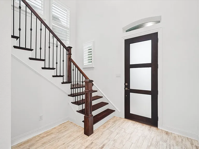 8047 Sunflower Ln — Photo 14