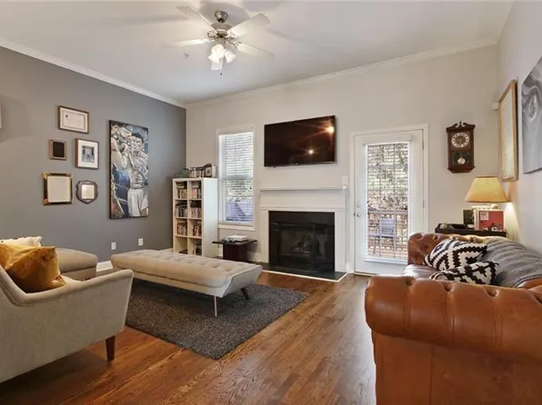 1869 Sterling Oaks Cir, Atlanta, GA 30329
