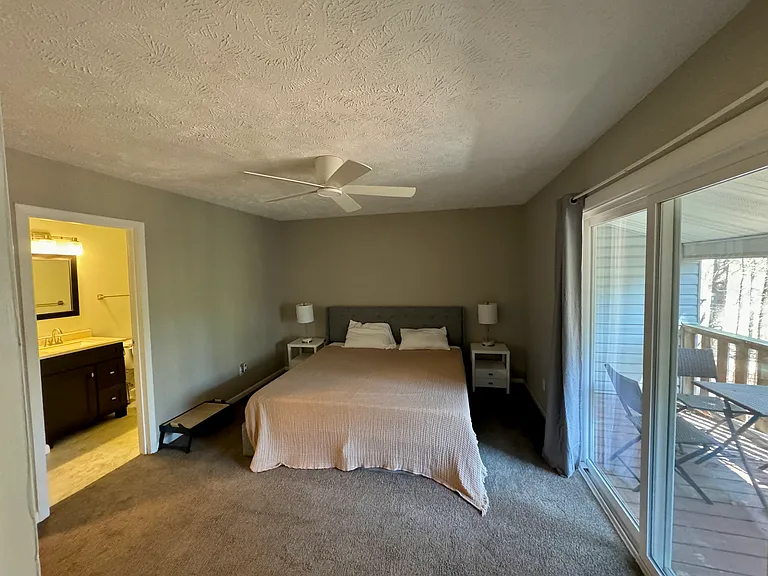 365 W Illinois Ave #20 — Photo 9