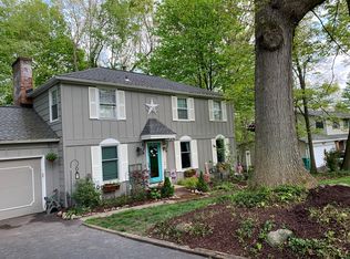 16 Chesham Way #1, Fairport, NY 14450