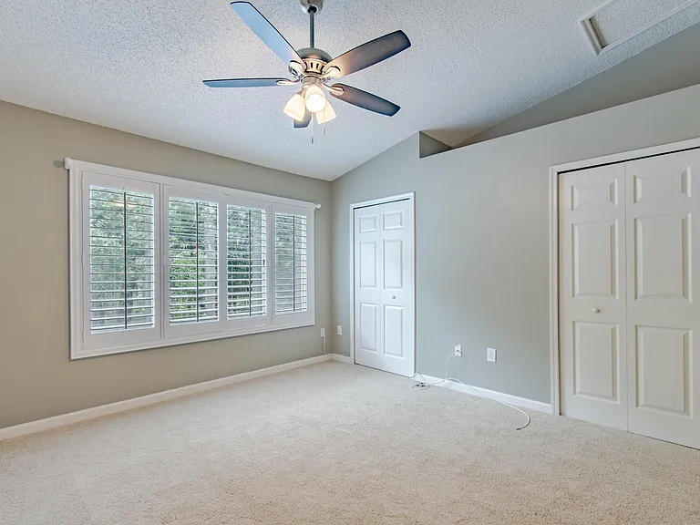 8639 Hunters Key Cir — Photo 29