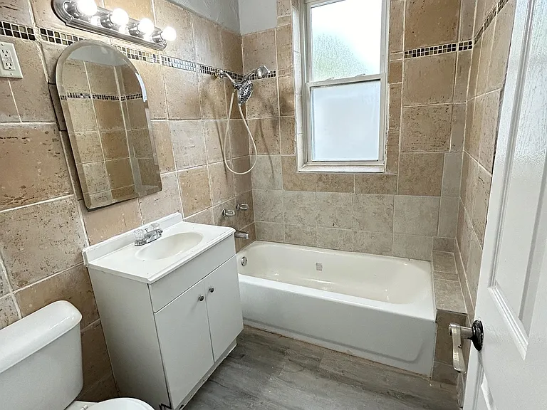 6100 S Green St — Photo 20