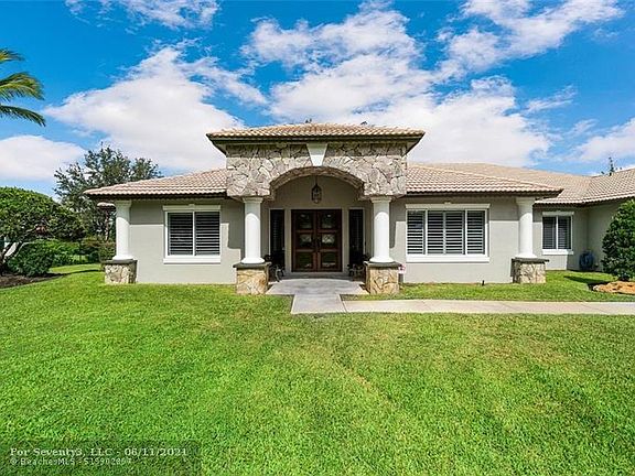 5th image of 6771 NW 66th Way