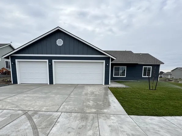2810 Cardinal Pl, Umatilla, OR 97882