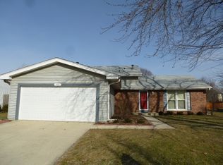 1441 Encina Dr, Naperville, IL