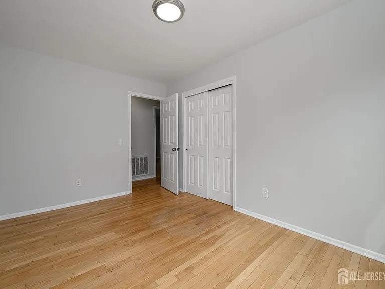 796 Inman Ave #1 — Photo 19