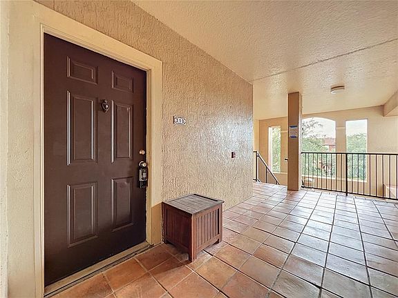4th image of 5578 METROWEST BOULEVARD #1-310