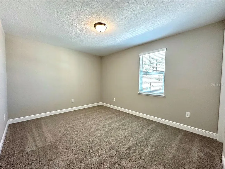 2122 Divot Dr — Photo 25
