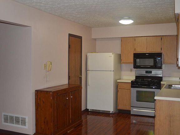 2nd image of 4851 Duke Philip Dr