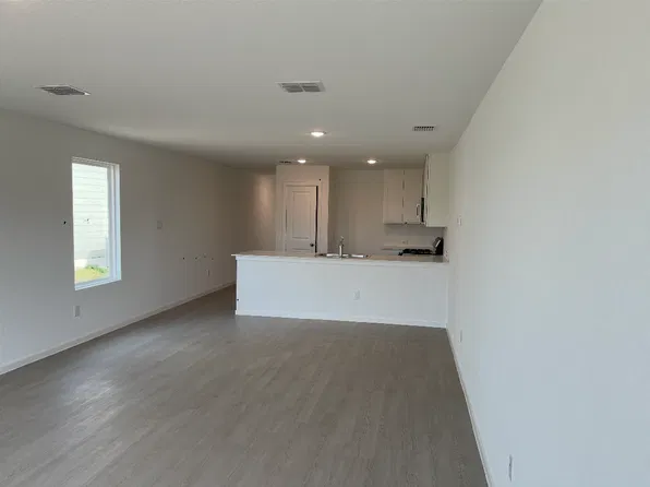 558 River Run Way, San Antonio, TX 78219