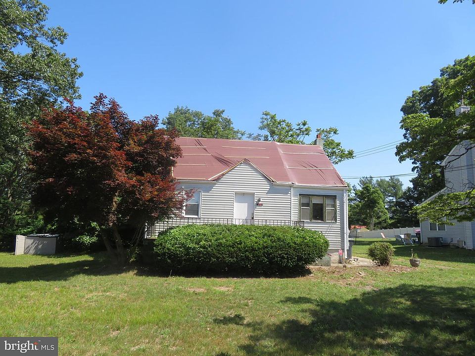 1st image of 307 Fairview Ave