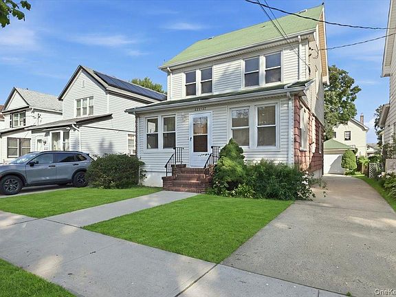 3rd image of 22237 Edmore Avenue