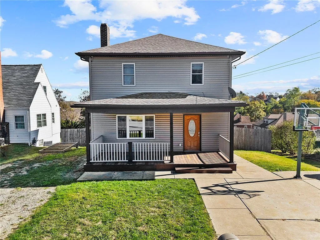4839 Lougean Ave photo 1