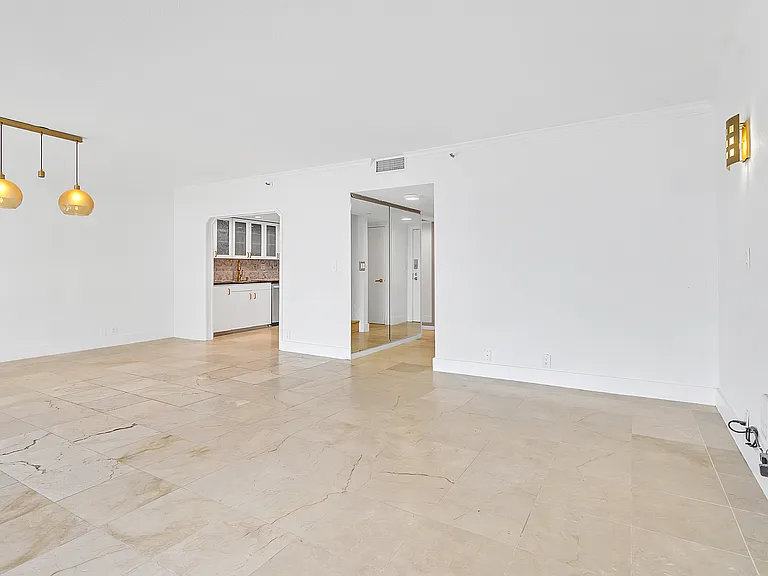 1541 Brickell Ave #105 — Photo 9