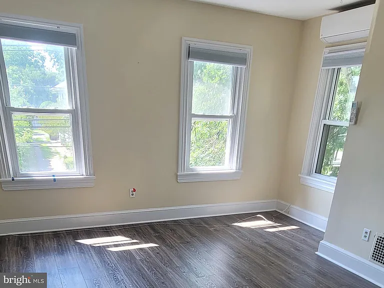 67 Madison Ave #2 — Photo 9