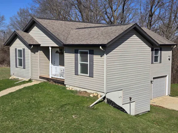 3A199 General Jackson Dr, Apple River, IL 61001