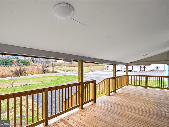 4th image of 21 Upper Bermudian Rd