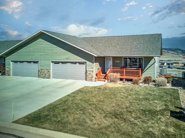 513 Tranquility Ln, Spearfish, SD 57783