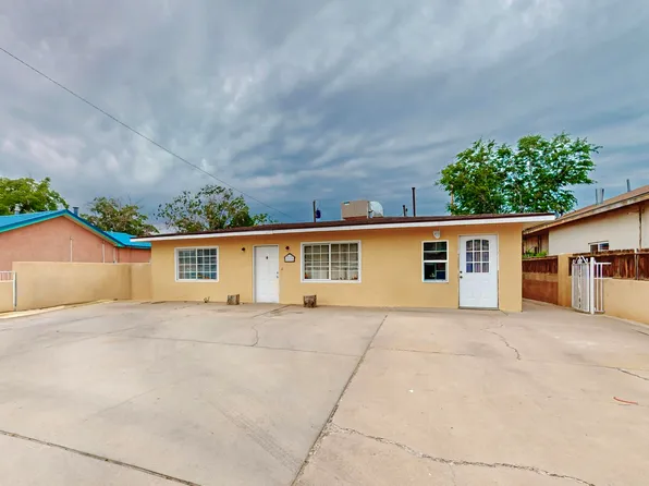 329 Grove St SE, Albuquerque, NM 87108