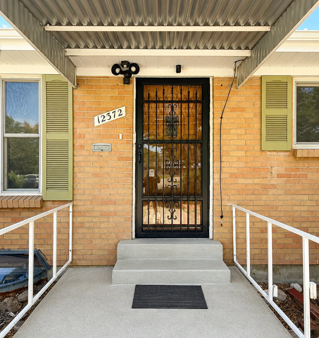 5 bed, 2000 sqft, $2,850 — Photo 4