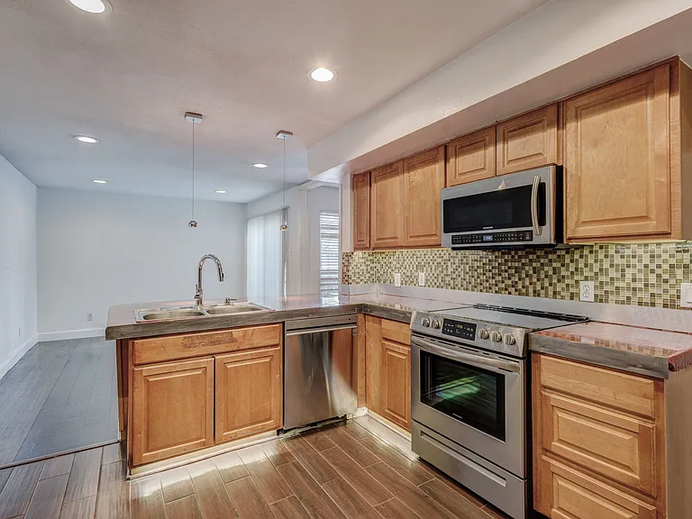 1714 Place One Ln — Photo 14