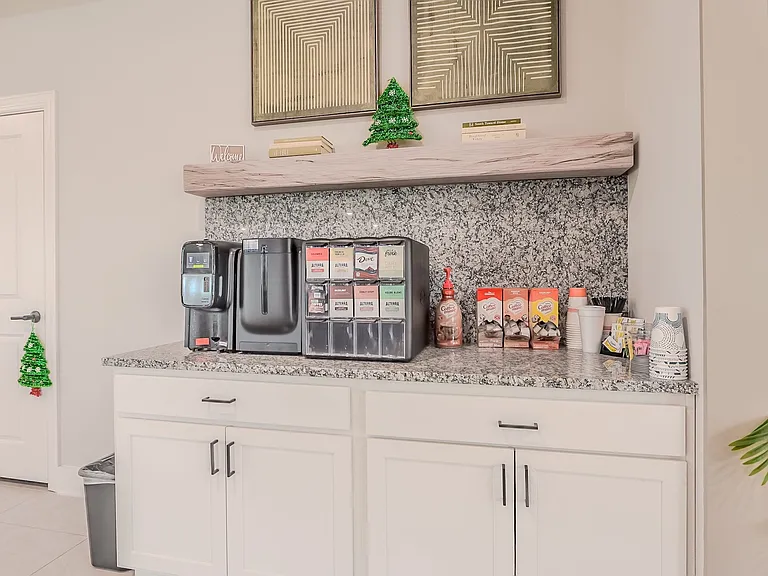 Whispering Pointe Apartments — Photo 4