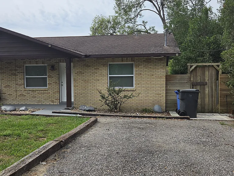 11509 Colony Hill Dr #B — Photo 2