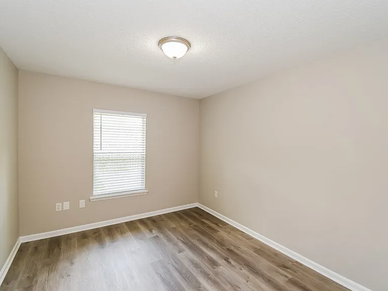 76309 Deerwood Dr — Photo 13
