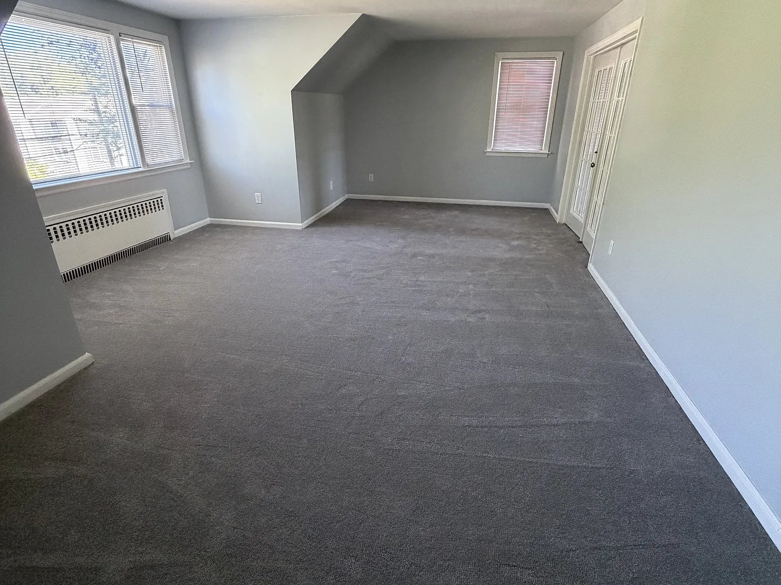 3 bed, 1070 sqft, $2,500 — Photo 1