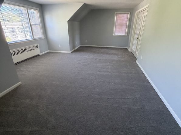 295 Rosewood Ave #2