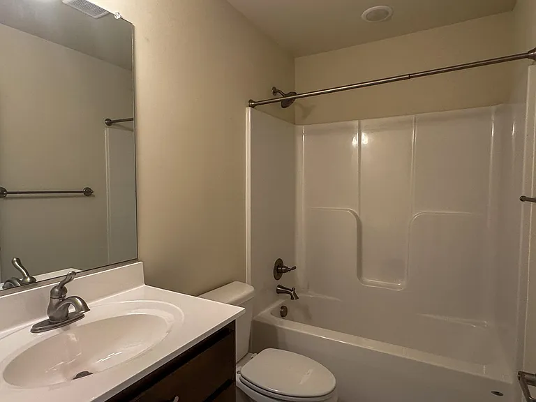 106 N Main St #2 — Photo 8