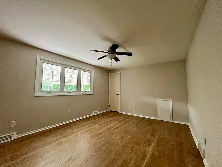 6560 Arbordale Ave — Photo 10