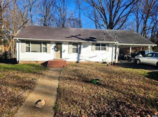144 Beaumont St, Martin, TN 38237