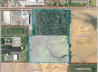 2001 E McGalliard Rd, Muncie, IN 47303