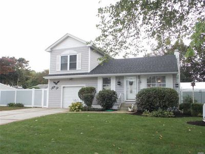 56 15th St, West Babylon, NY, 11704