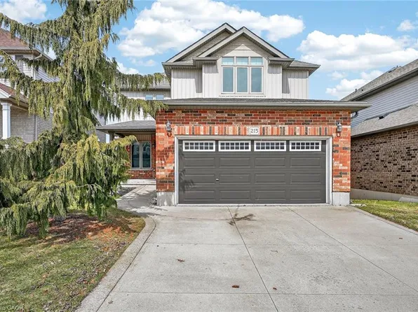 215 Munnoch Blvd, Woodstock, ON N4T 1V7