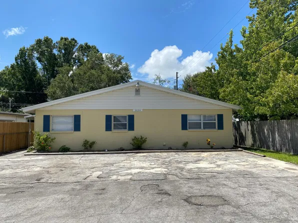 3624 136th Ave APT B, Largo, FL 33771