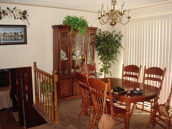 4th image of 178 Mountain View Dr